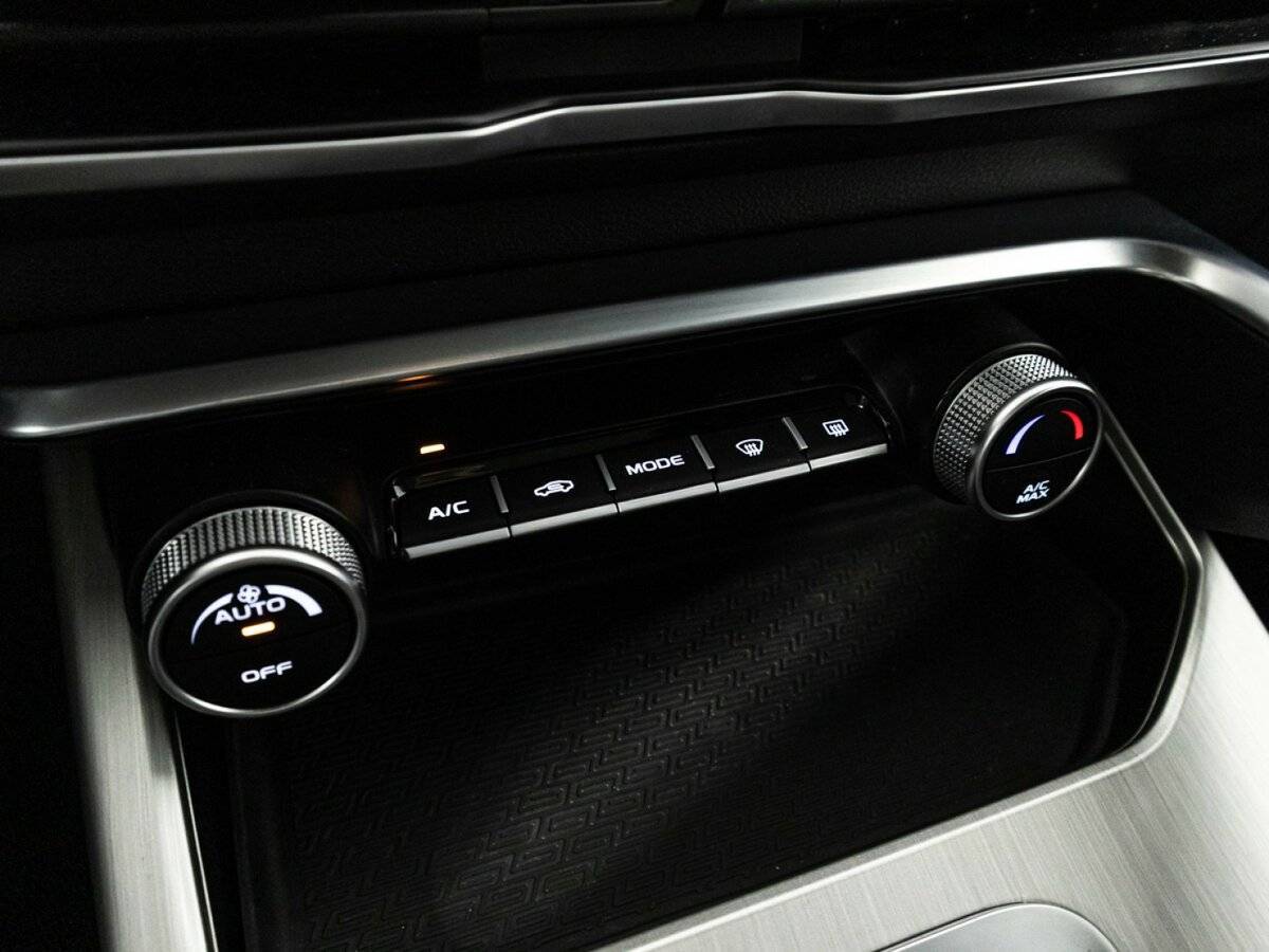 Geely Coolray с пробегом — 2021 год. Фото: #19