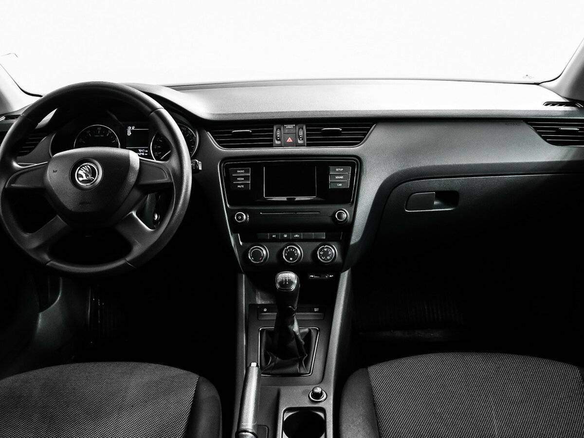 Skoda Octavia с пробегом — 2014 год. Фото: #10