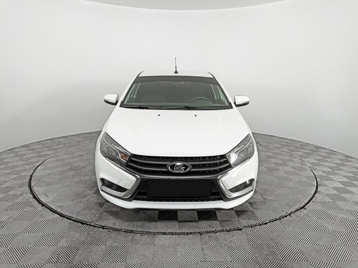 Lada (ВАЗ) Vesta с пробегом — 2021 год. Фото: #1