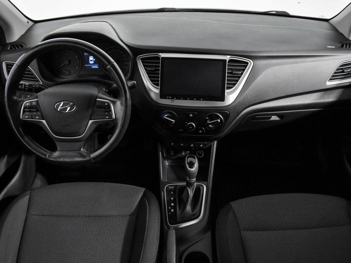 Hyundai Solaris с пробегом — 2017 год. Фото: #11