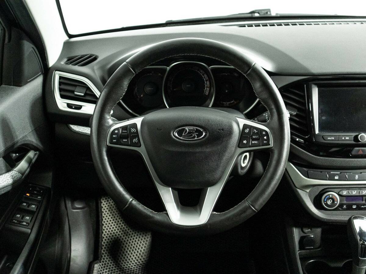 Lada (ВАЗ) Vesta с пробегом — 2021 год. Фото: #18