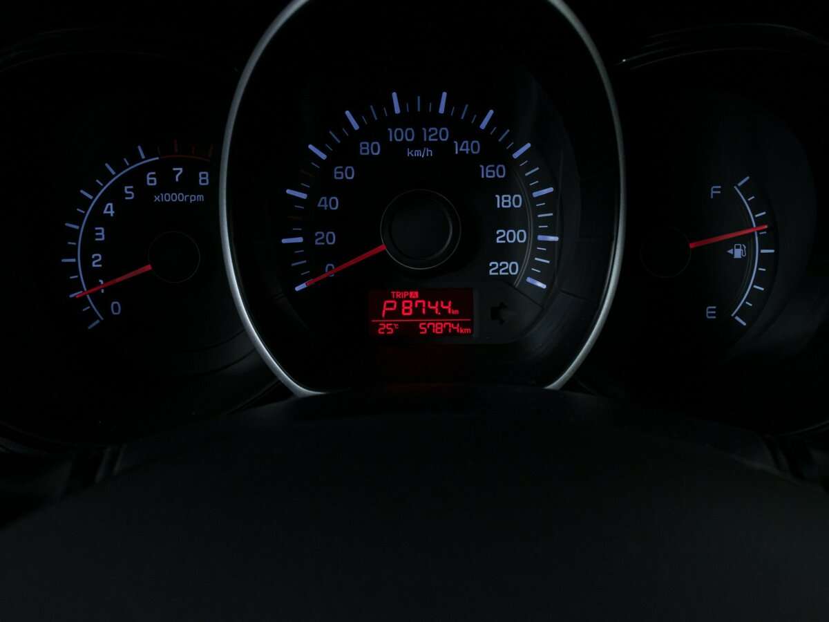 Kia Rio с пробегом — 2016 год. Фото: #10