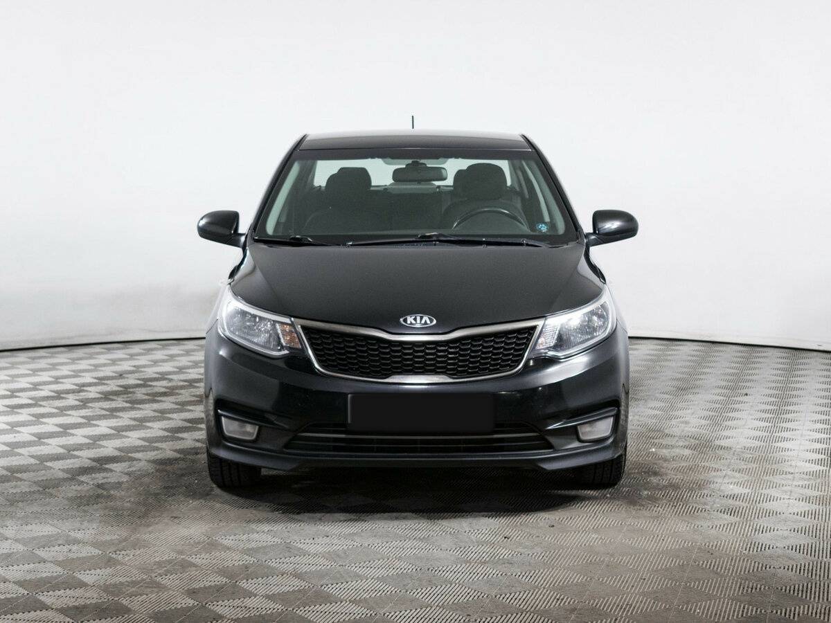Kia Rio с пробегом — 2016 год. Фото: #1