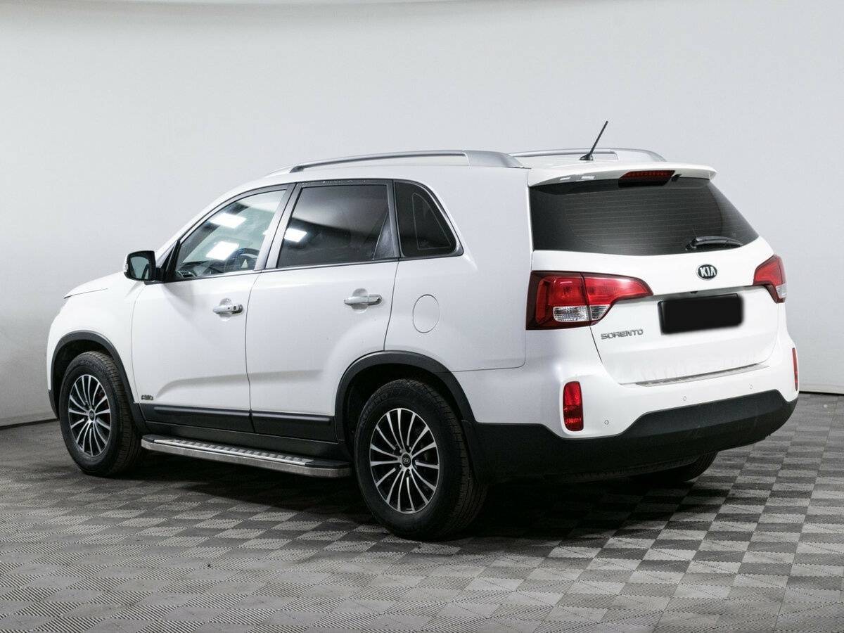 Kia Sorento с пробегом — 2013 год. Фото: #6