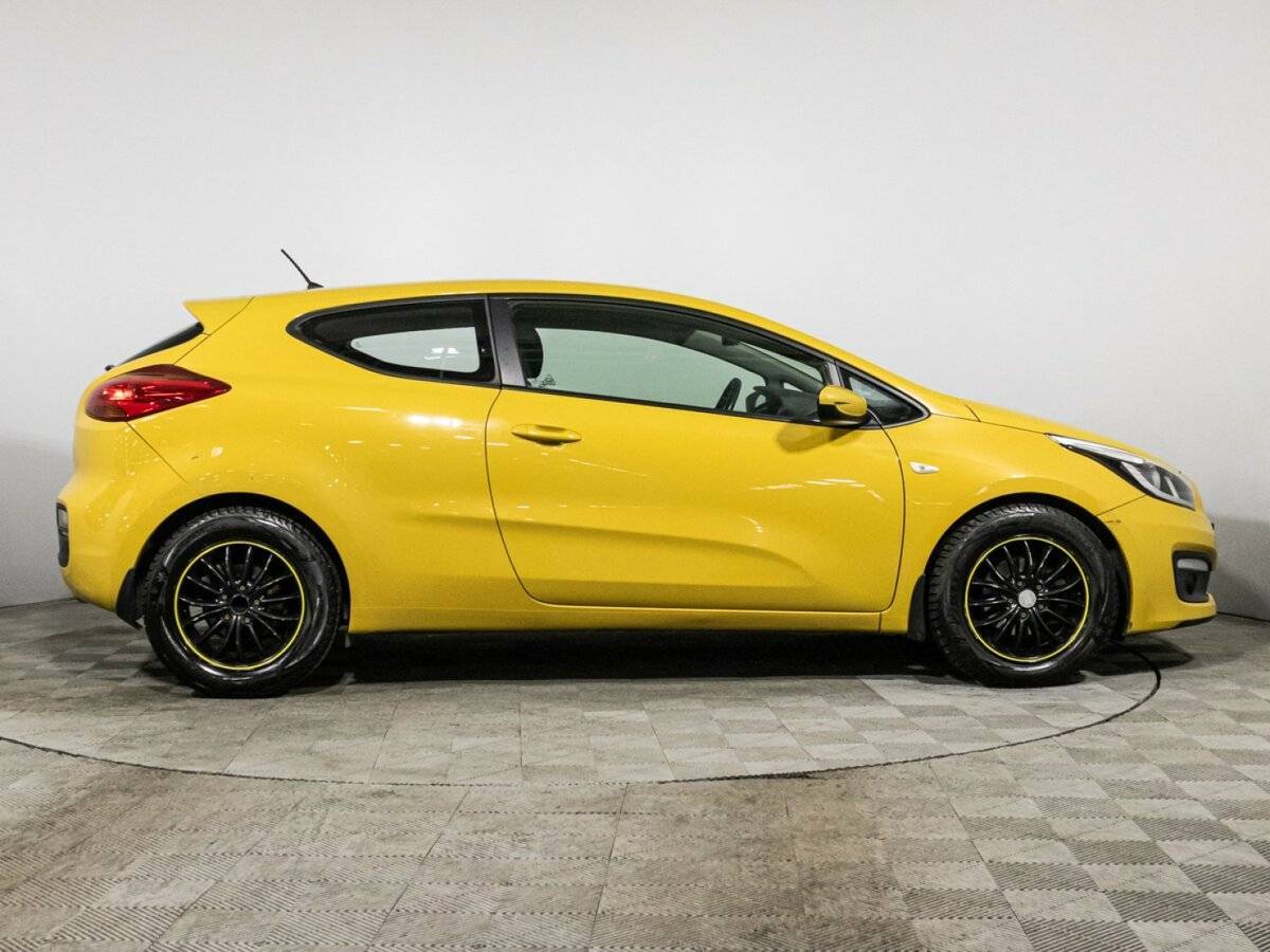 Kia Ceed с пробегом — 2016 год. Фото: #3