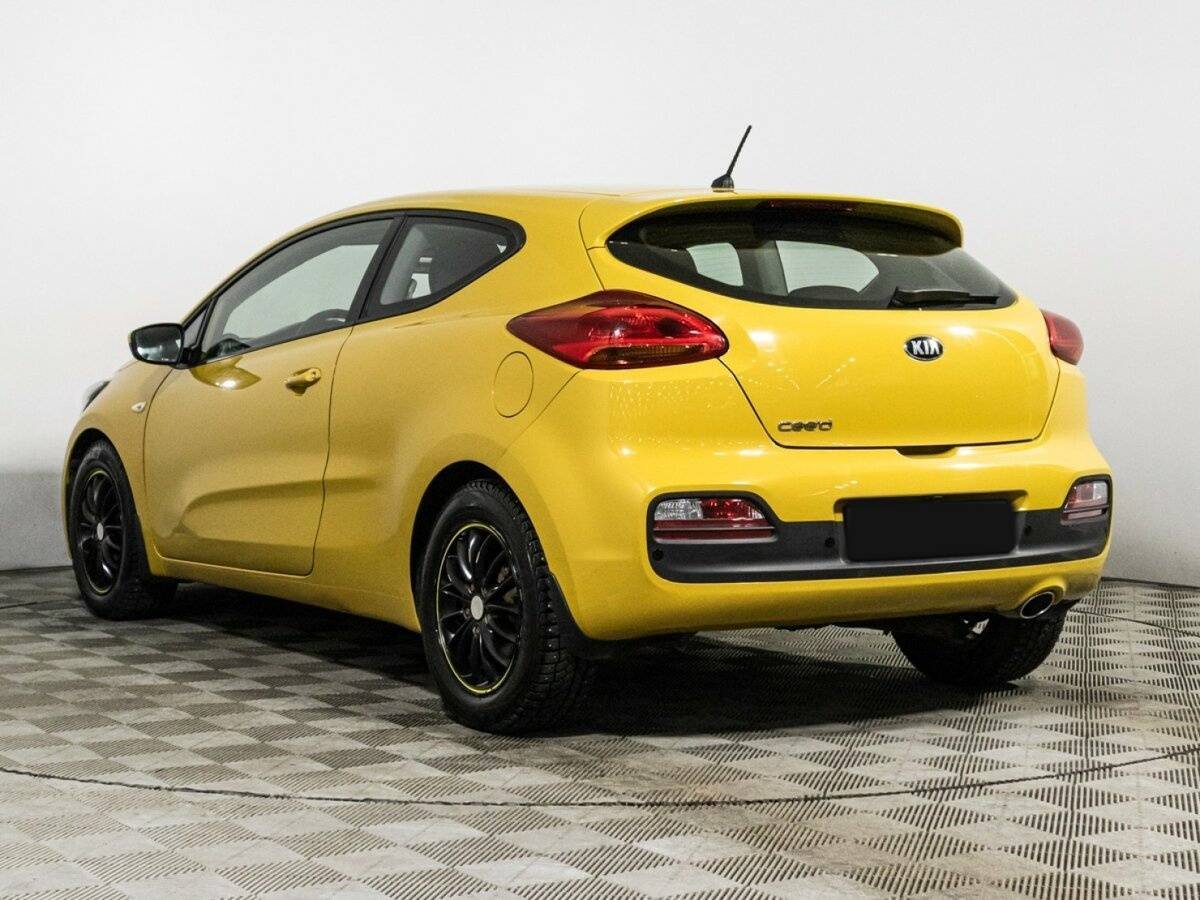 Kia Ceed с пробегом — 2016 год. Фото: #6