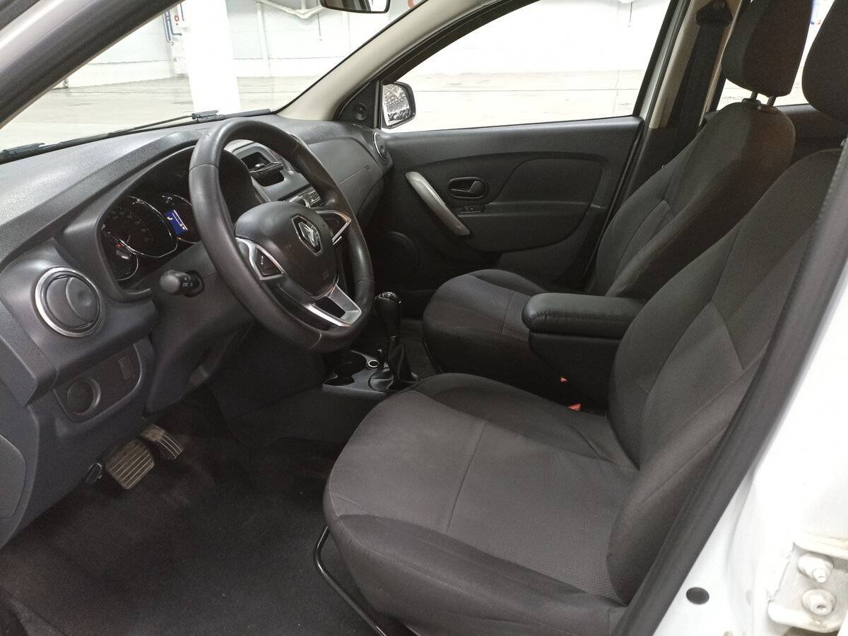 Renault Logan с пробегом — 2020 год. Фото: #15