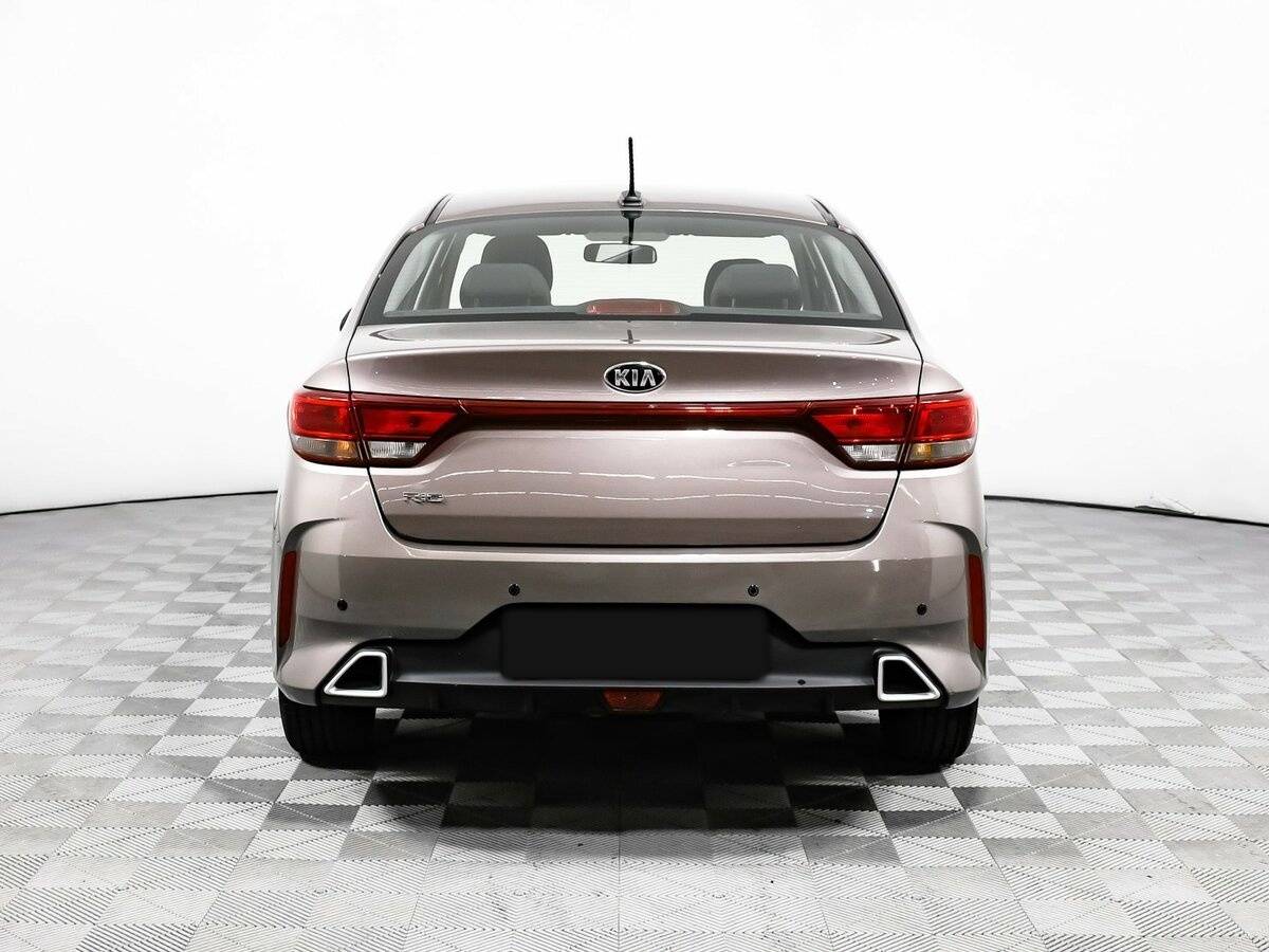 Kia Rio с пробегом — 2021 год. Фото: #4