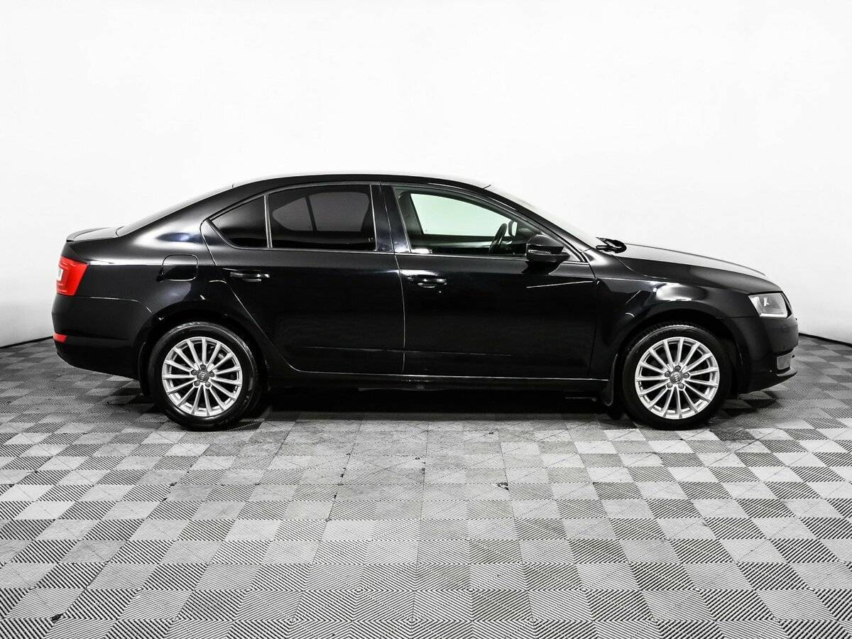 Skoda Octavia с пробегом — 2014 год. Фото: #3