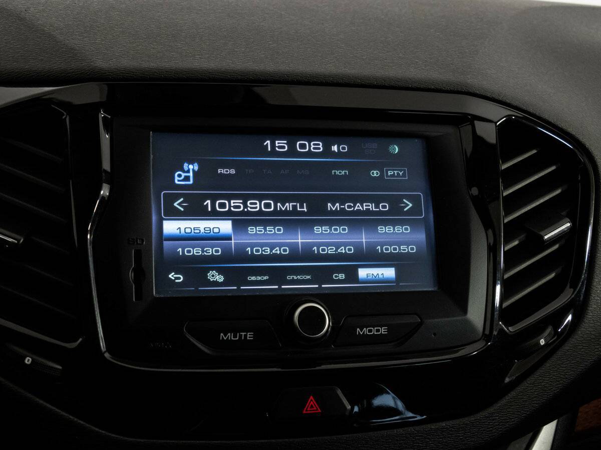 Lada (ВАЗ) Vesta с пробегом — 2019 год. Фото: #14