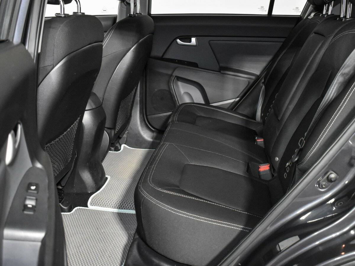 Kia Sportage с пробегом — 2014 год. Фото: #10