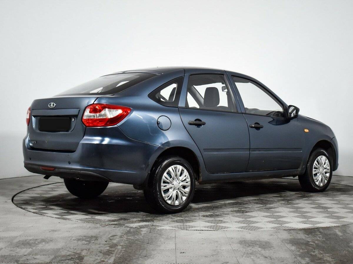 Lada (ВАЗ) Granta с пробегом — 2014 год. Фото: #4