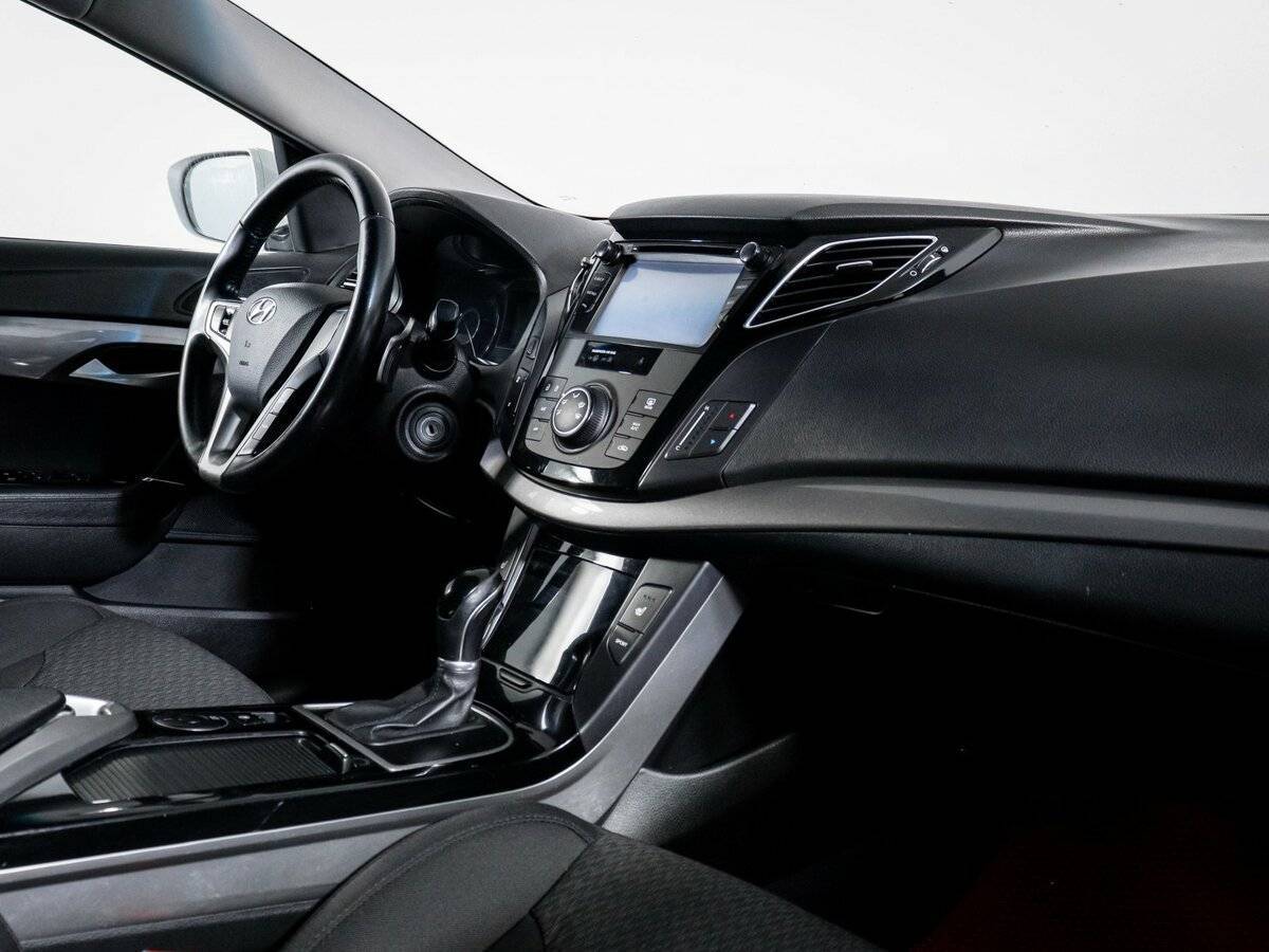 Hyundai i40 с пробегом — 2013 год. Фото: #8