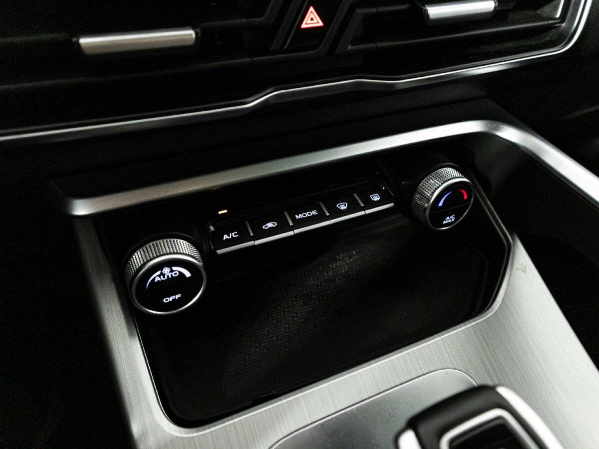 Geely Coolray с пробегом — 2021 год. Фото: #19