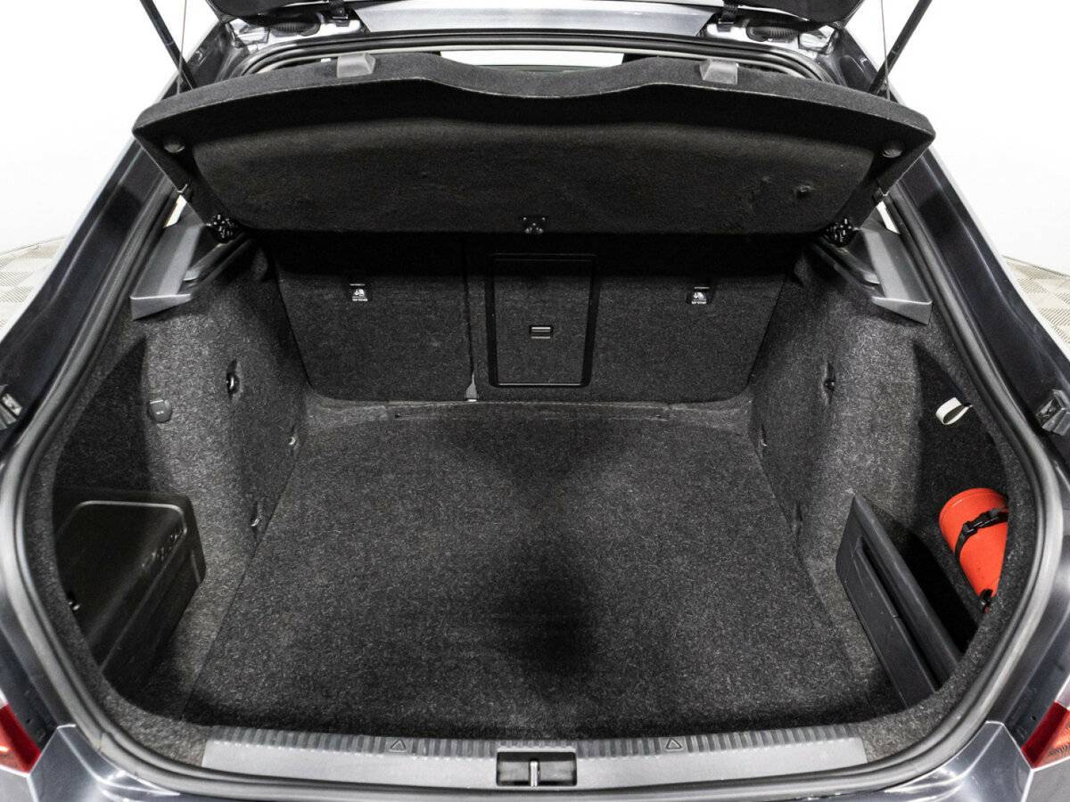 Skoda Octavia с пробегом — 2020 год. Фото: #14