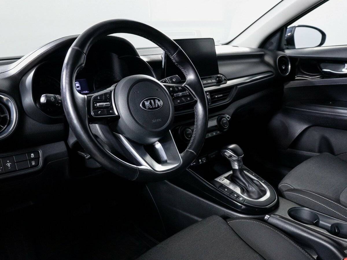 Kia Cerato с пробегом — 2019 год. Фото: #13