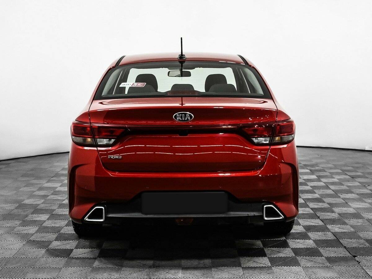Kia Rio с пробегом — 2020 год. Фото: #5
