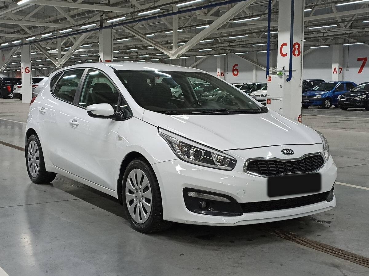 Kia Ceed с пробегом — 2015 год. Фото: #2