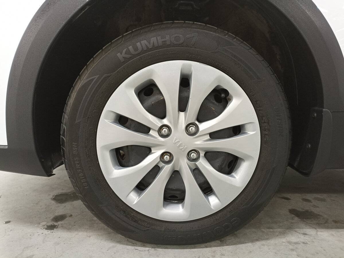 Kia Rio с пробегом — 2021 год. Фото: #17