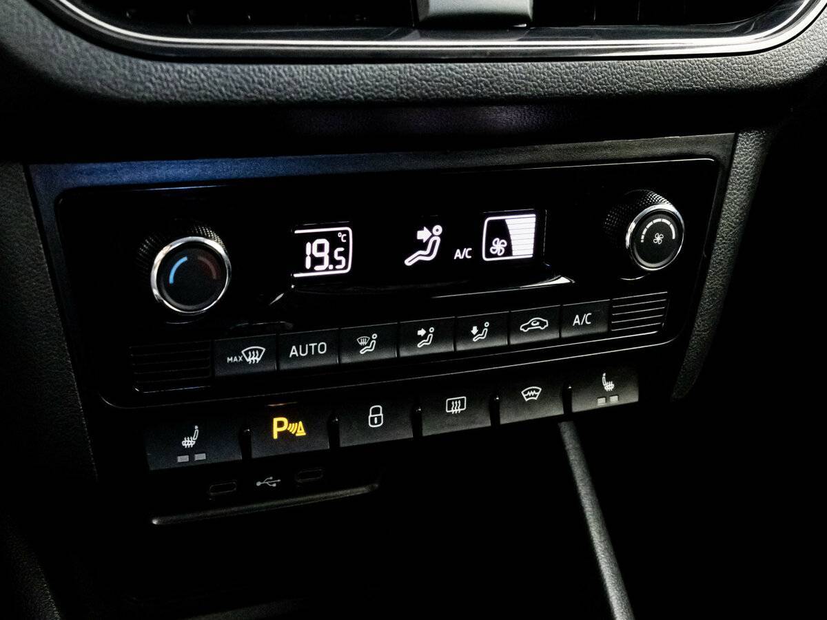 Volkswagen Polo с пробегом — 2020 год. Фото: #16