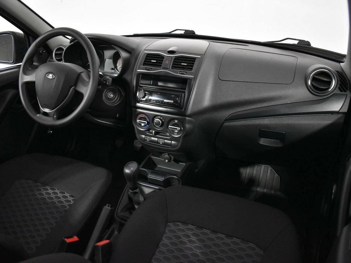 Lada (ВАЗ) Granta с пробегом — 2020 год. Фото: #9