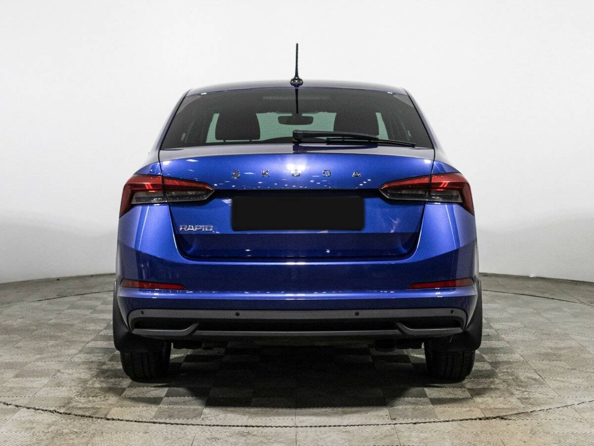Skoda Rapid с пробегом — 2021 год. Фото: #5