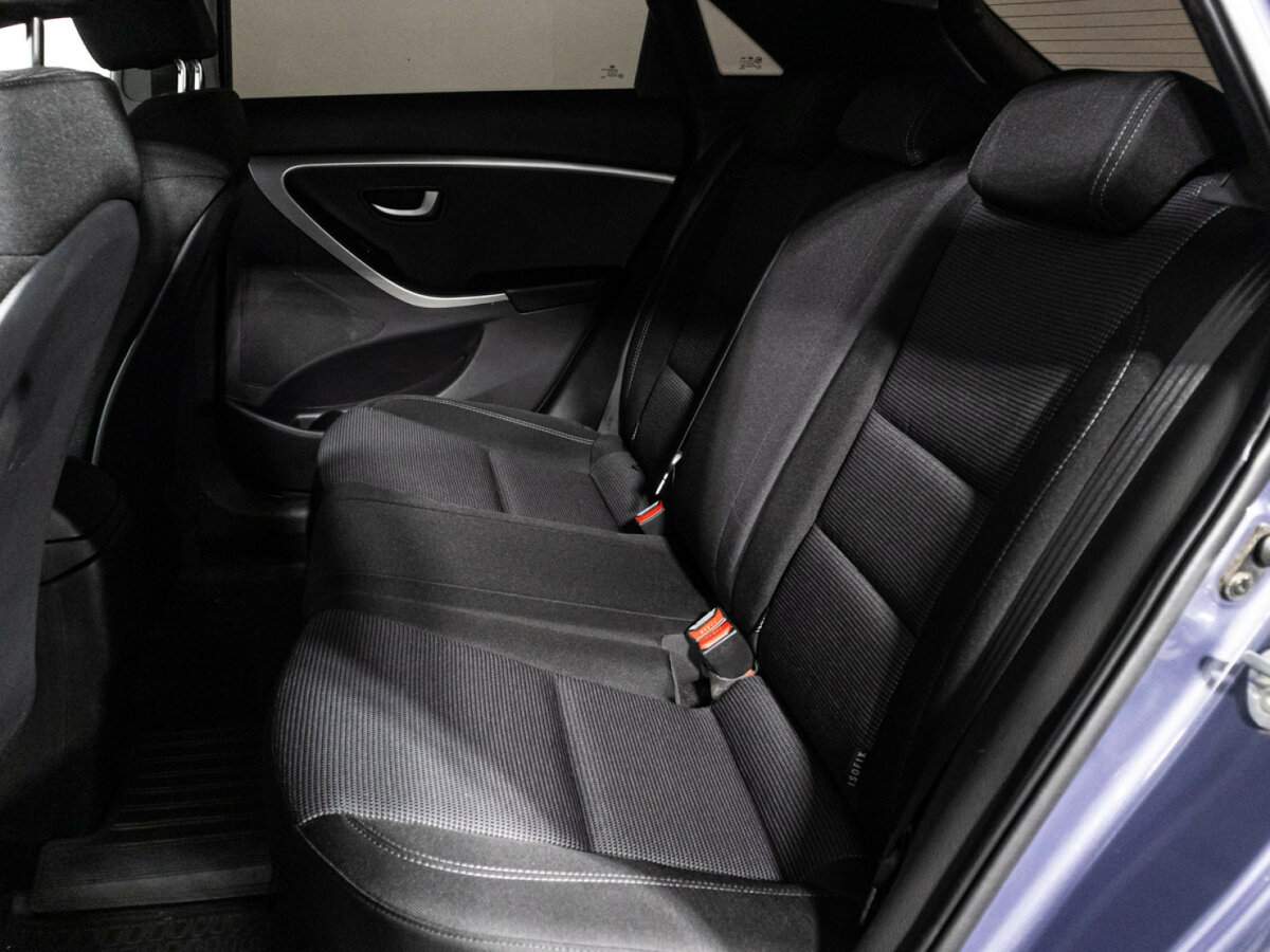 Hyundai i30 с пробегом — 2012 год. Фото: #9