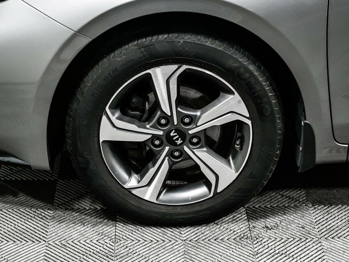 Kia Cerato с пробегом — 2018 год. Фото: #13