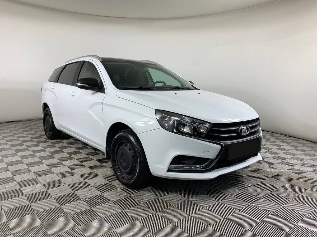 Lada (ВАЗ) Vesta с пробегом — 2021 год. Фото: #2