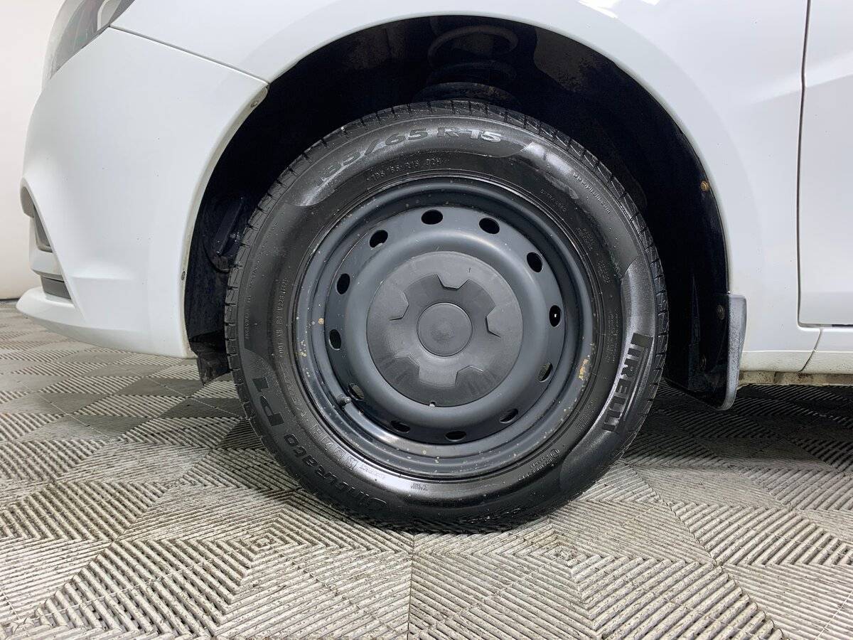 Lada (ВАЗ) Vesta с пробегом — 2021 год. Фото: #8