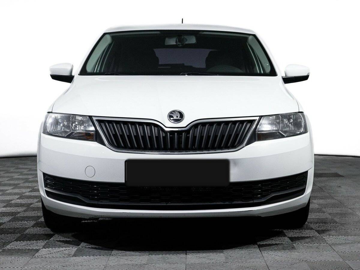 Skoda Rapid с пробегом — 2019 год. Фото: #1