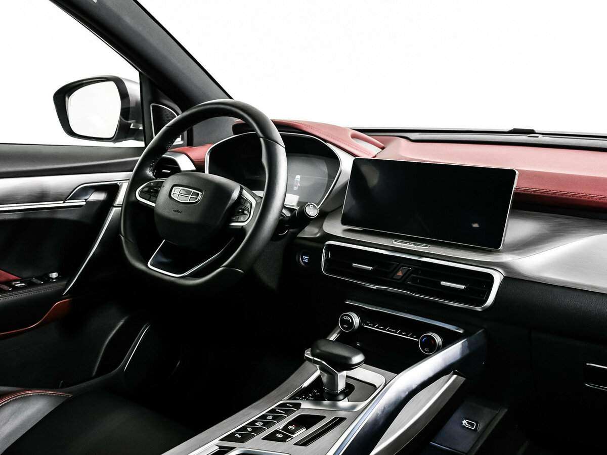 Geely Coolray с пробегом — 2022 год. Фото: #8