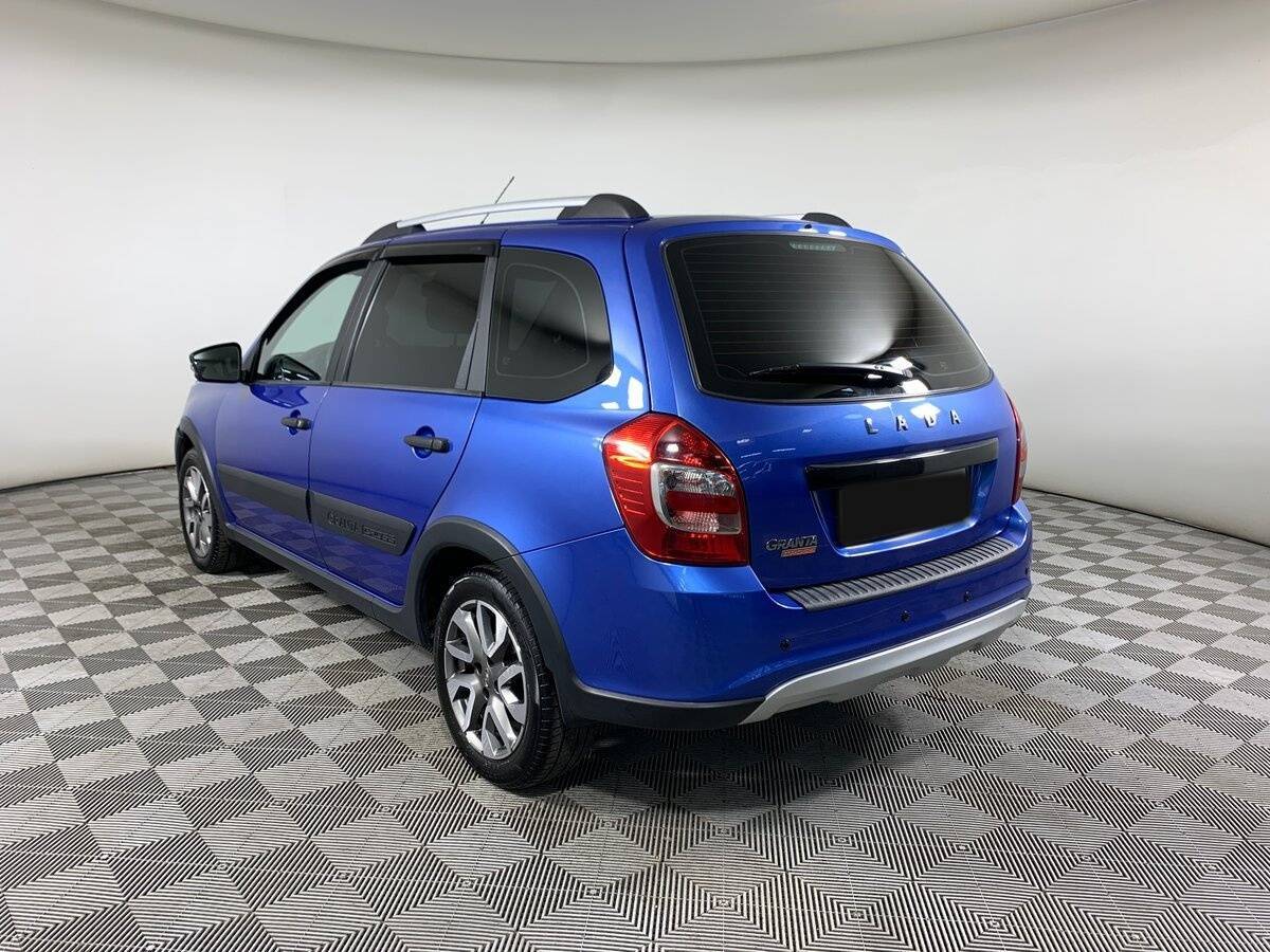 Lada (ВАЗ) Granta с пробегом — 2020 год. Фото: #6