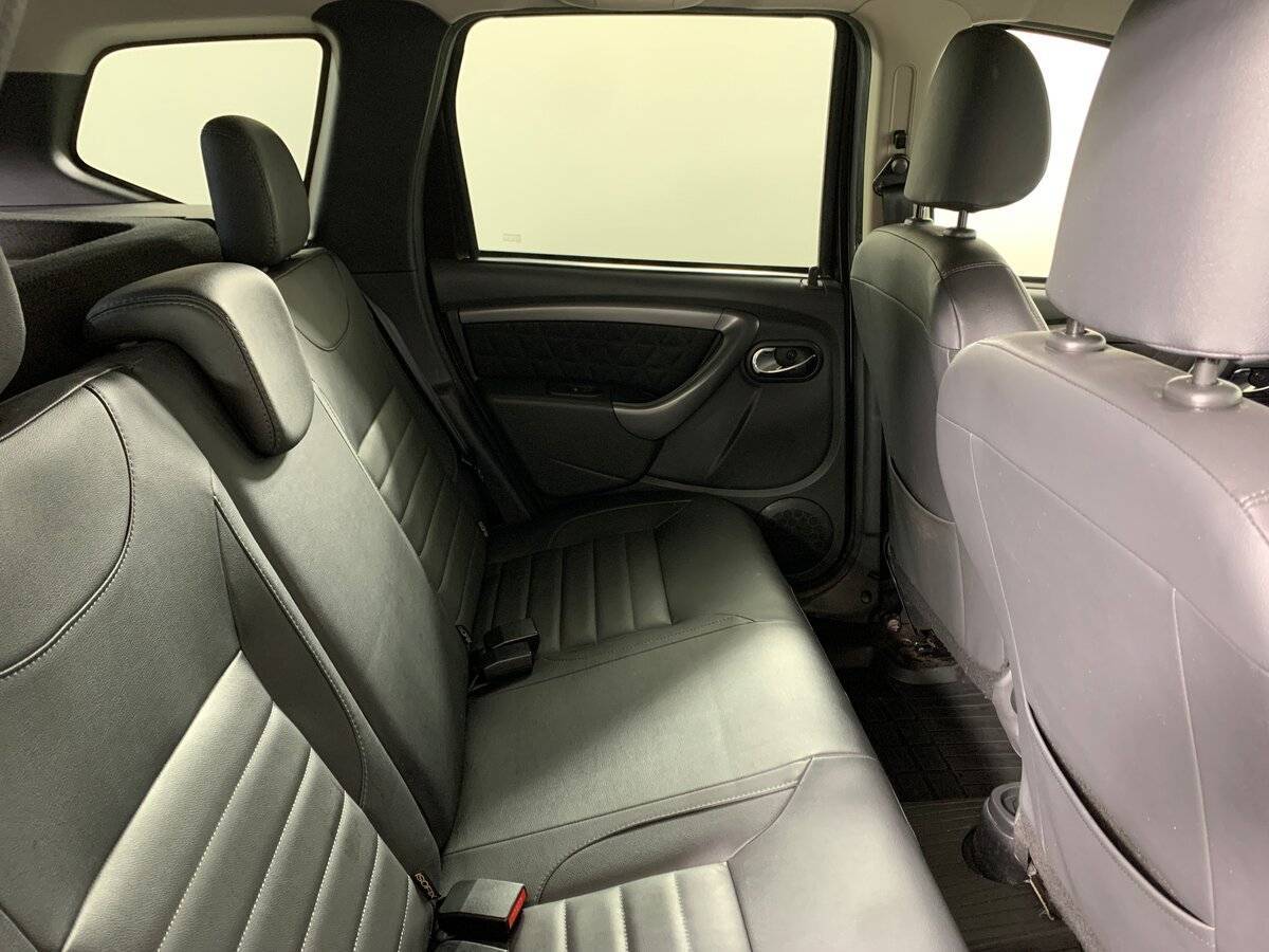 Renault Duster с пробегом — 2017 год. Фото: #17