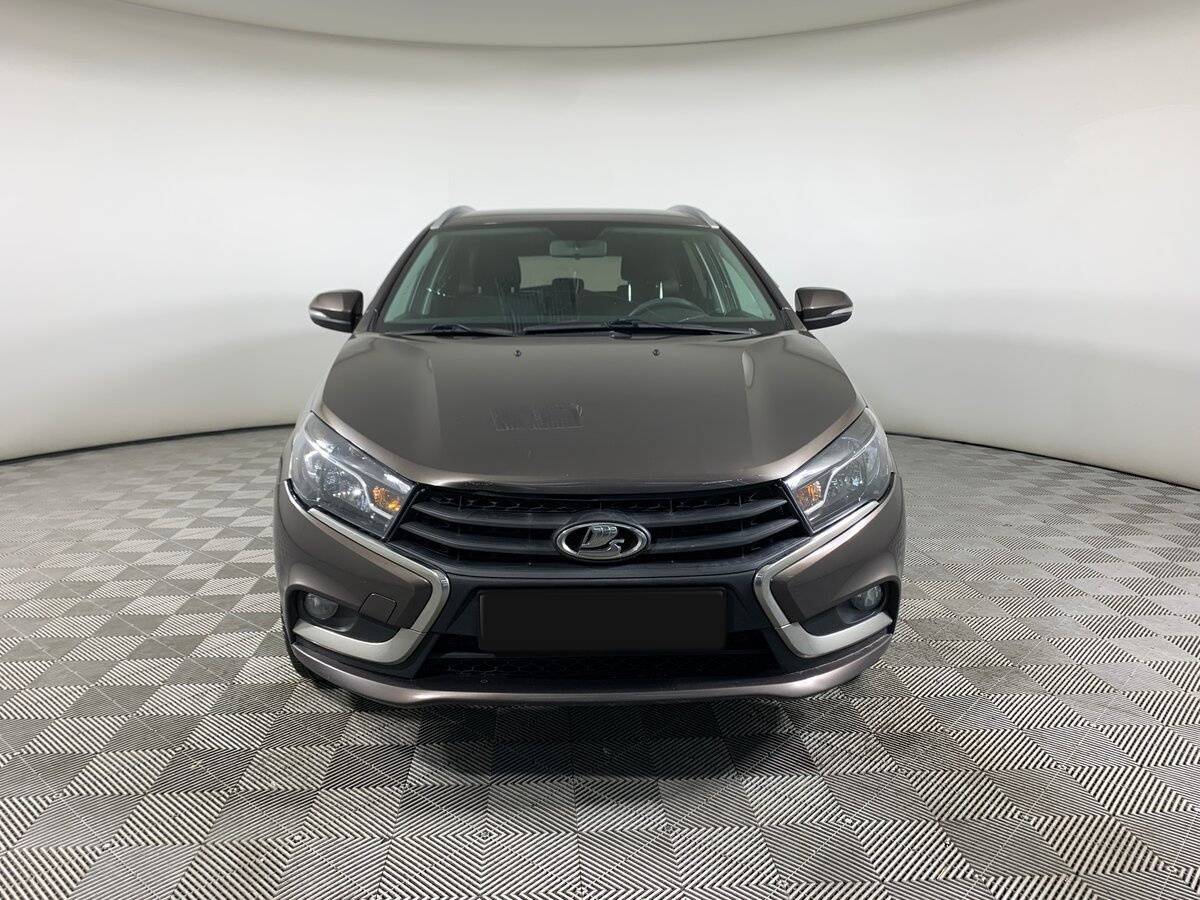 Lada (ВАЗ) Vesta с пробегом — 2018 год. Фото: #1