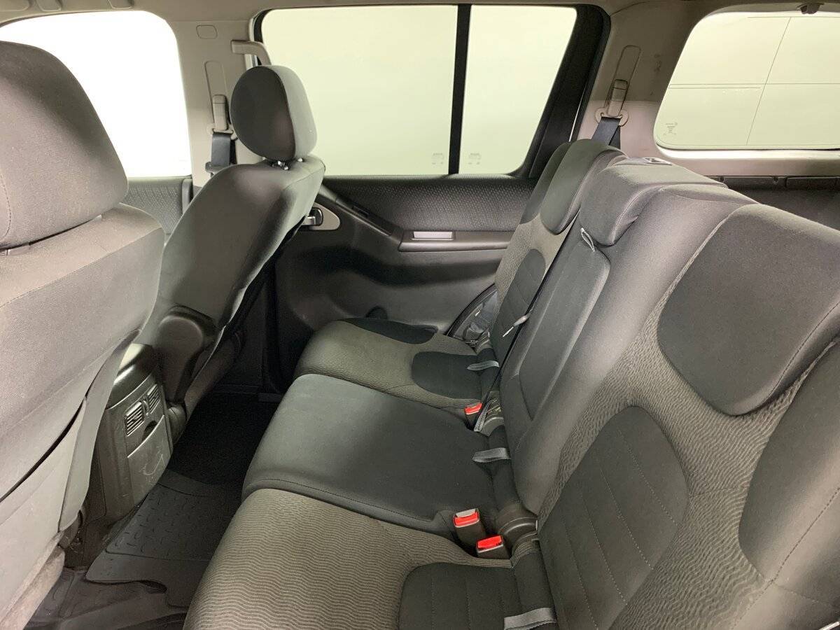 Nissan Pathfinder с пробегом — 2013 год. Фото: #16