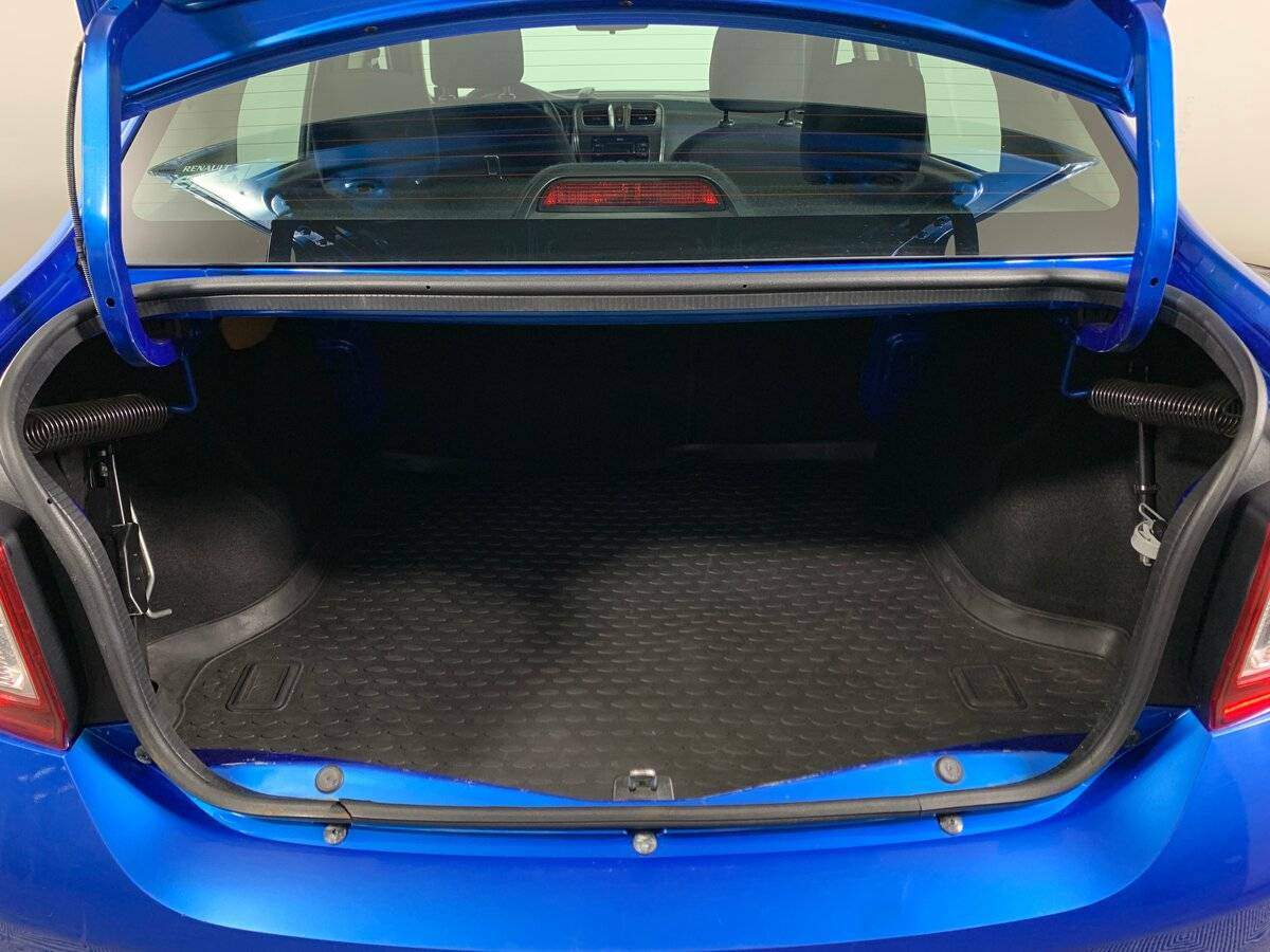 Renault Logan с пробегом — 2019 год. Фото: #18