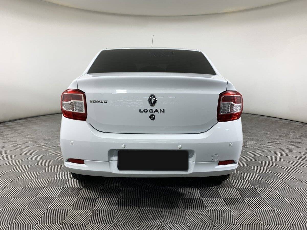 Renault Logan с пробегом — 2017 год. Фото: #5