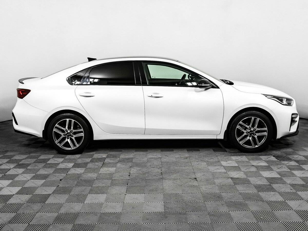 Kia Cerato с пробегом — 2018 год. Фото: #3