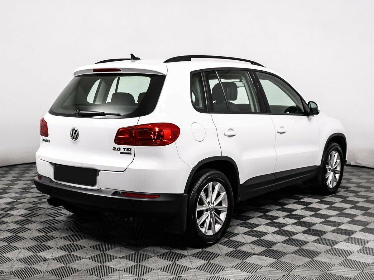 Volkswagen Tiguan с пробегом — 2015 год. Фото: #4