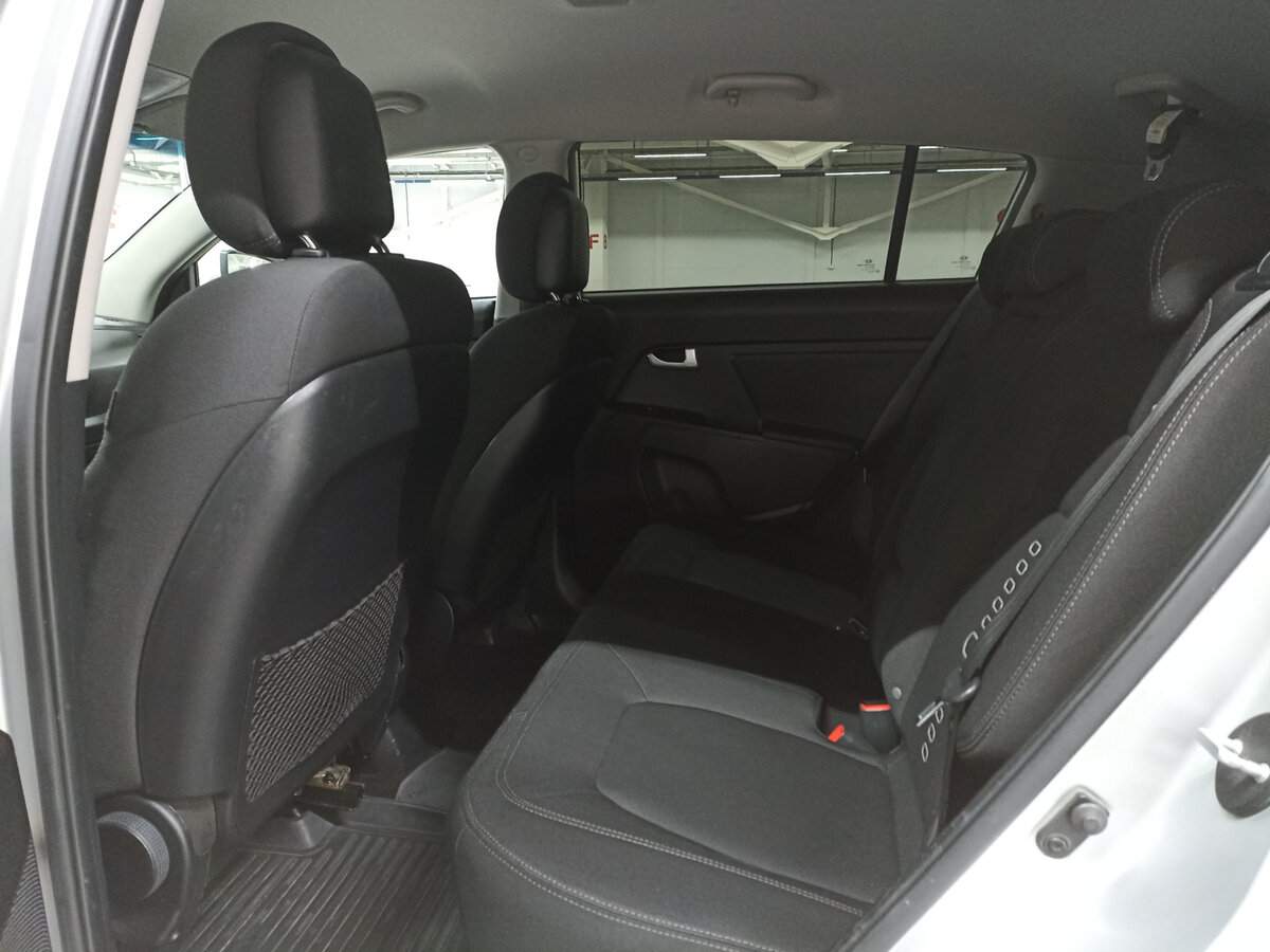 Kia Sportage с пробегом — 2013 год. Фото: #11