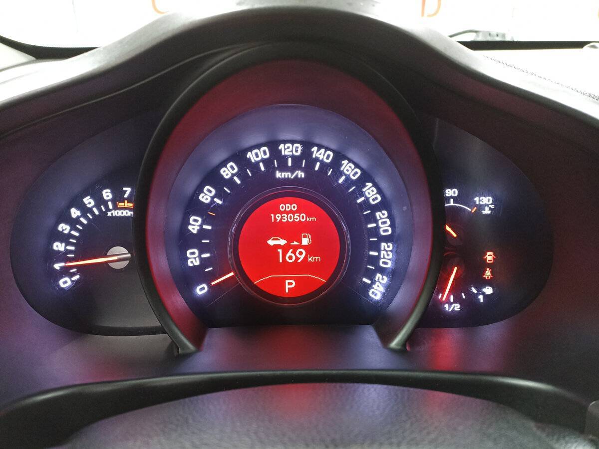 Kia Sportage с пробегом — 2013 год. Фото: #12