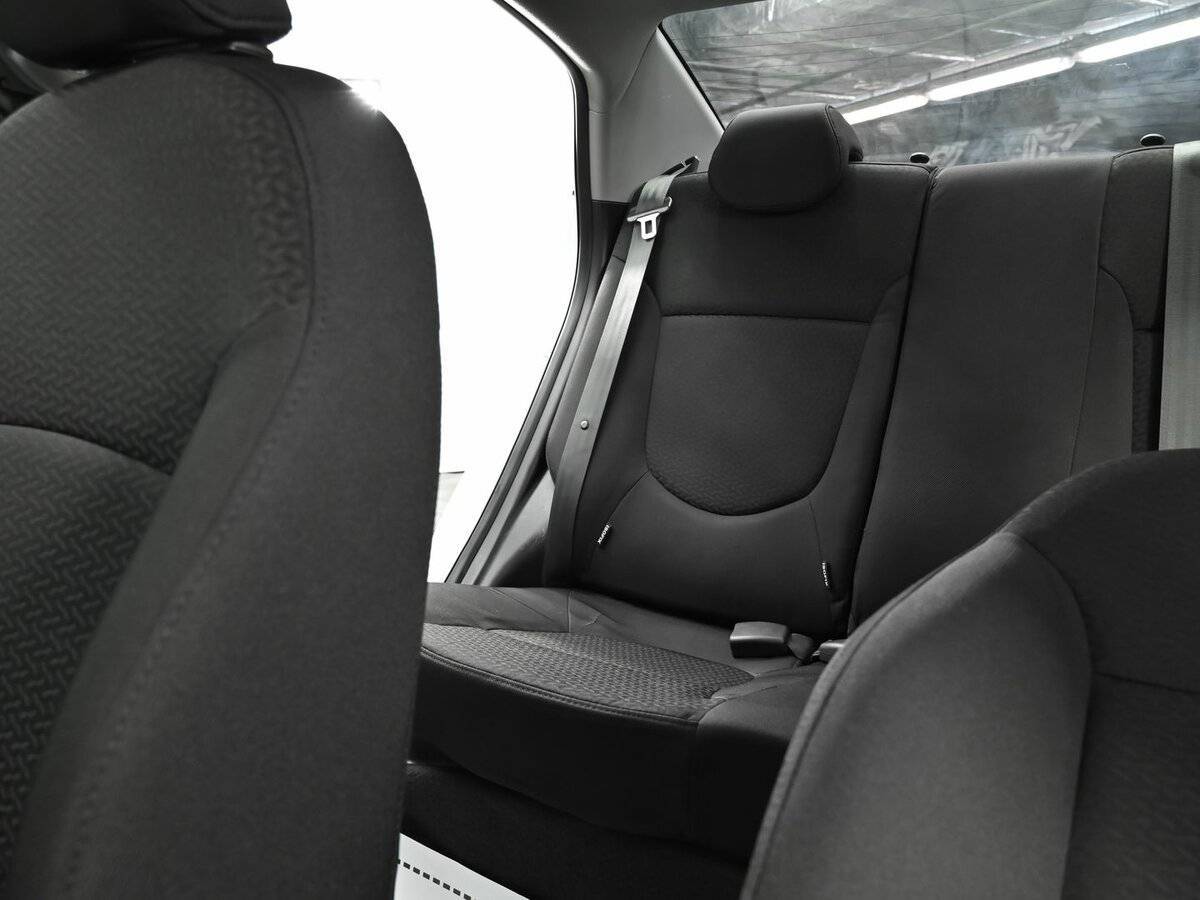 Kia Rio с пробегом — 2013 год. Фото: #13