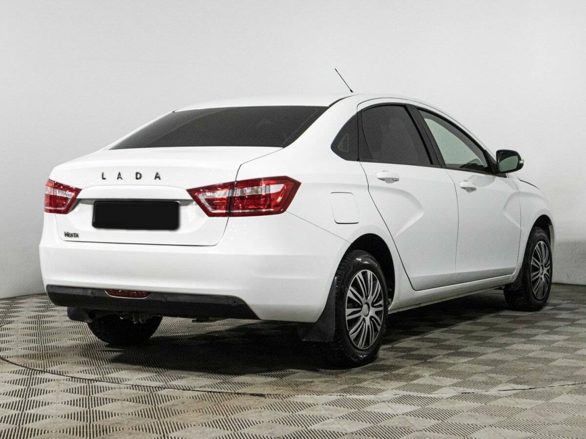 Lada (ВАЗ) Vesta с пробегом — 2019 год. Фото: #4