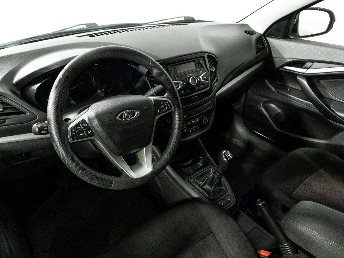 Lada (ВАЗ) Vesta с пробегом — 2019 год. Фото: #10