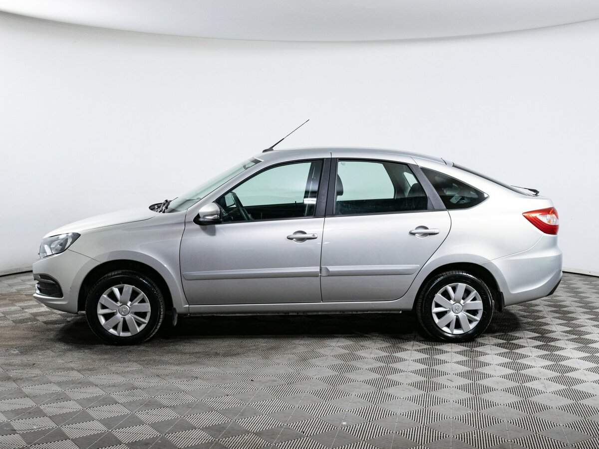 Lada (ВАЗ) Granta с пробегом — 2020 год. Фото: #7