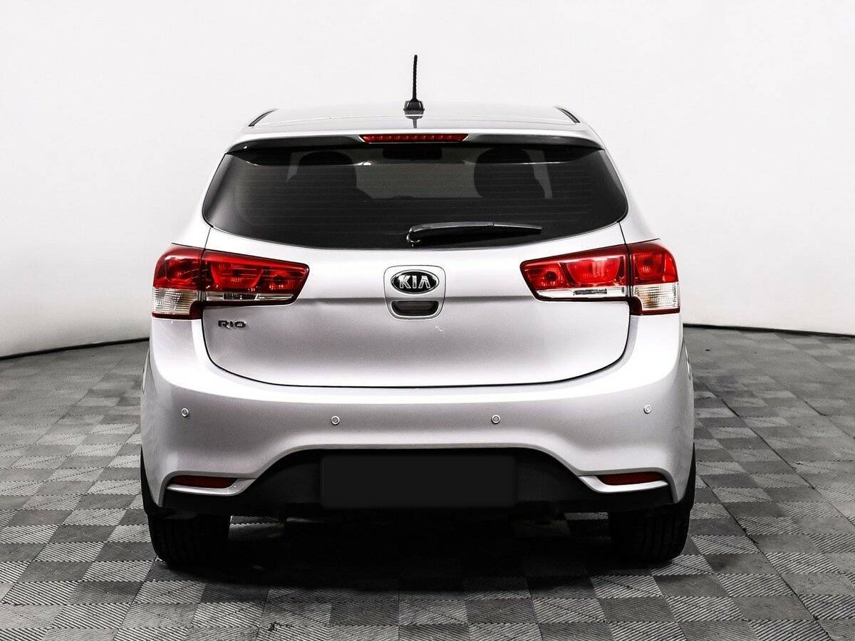 Kia Rio с пробегом — 2017 год. Фото: #5