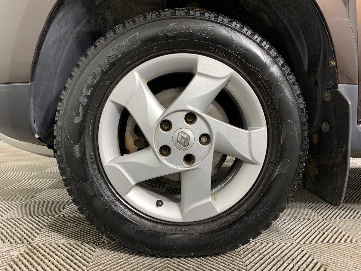 Renault Duster с пробегом — 2017 год. Фото: #9