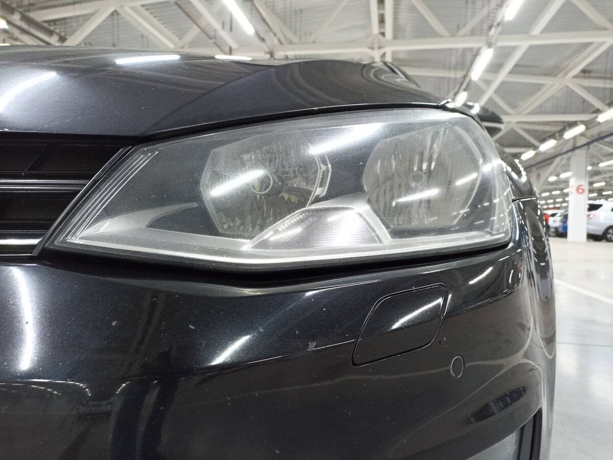 Volkswagen Golf с пробегом — 2013 год. Фото: #16