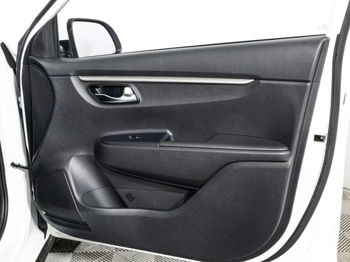 Kia Rio с пробегом — 2021 год. Фото: #28